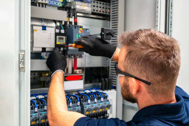 Best Electrical Installation Contractor  in Blue Hills, CT