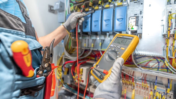 Best Electrician Near Me  in Blue Hills, CT